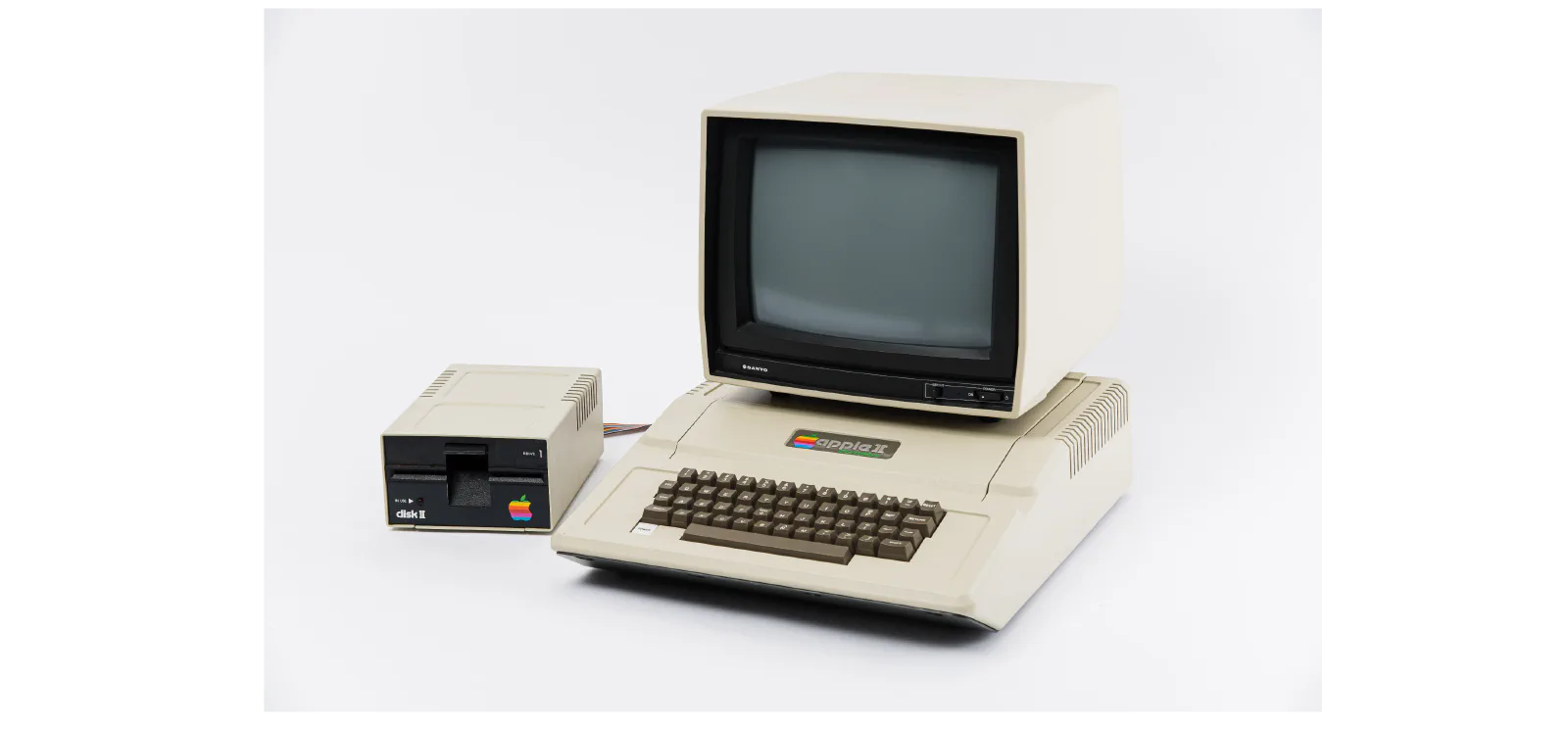 Ordinateur Apple II sur un bureau